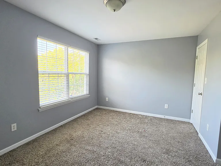 5587 Wavecrest Cir — Photo 13