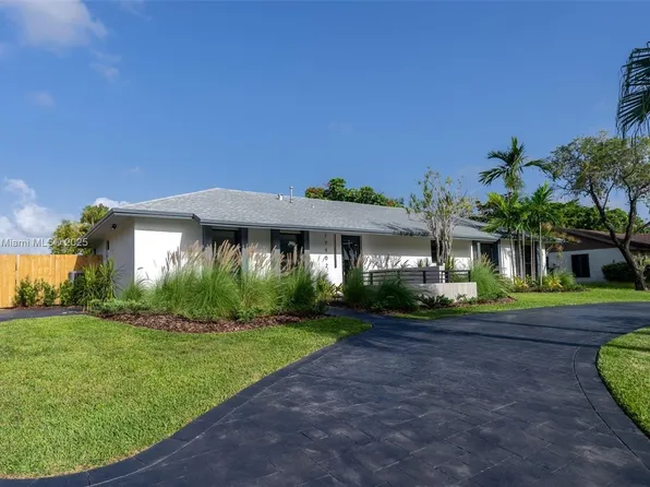 17902 SW 87th Pl, Palmetto Bay, FL 33157