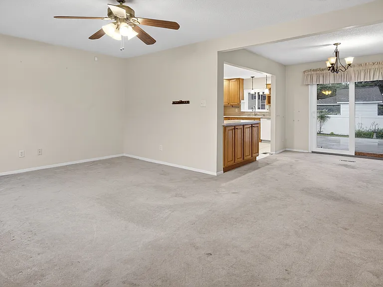 8516 Halprin Dr — Photo 5