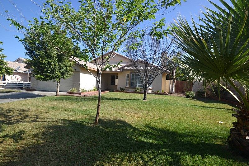 1st image of 15390 Ceres Ave