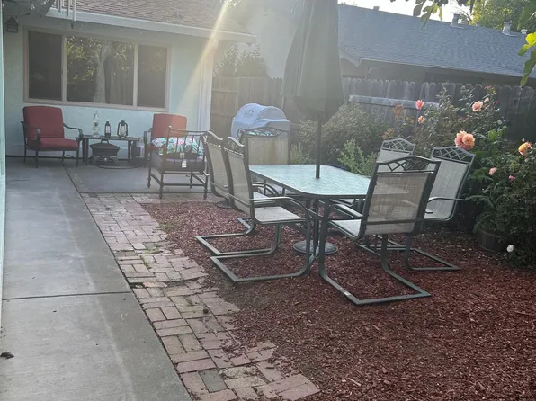 1805 Monarch Ln, Davis, CA 95618