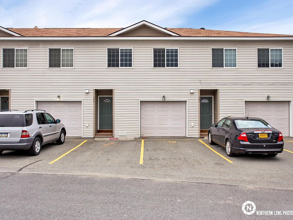 1st image of 1945 Bragaw St #15