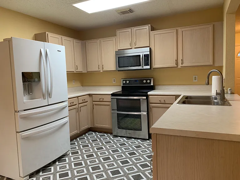 10403 Pelican Oak Dr — Photo 6
