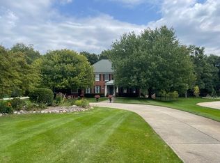 8607 Plover Dr, Kalamazoo, MI 49009