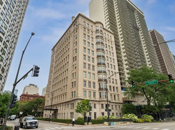 1200 N Lake Shore Dr APT 404, Chicago, IL 60610