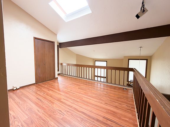 5th image of 1363 Belvoir Mews