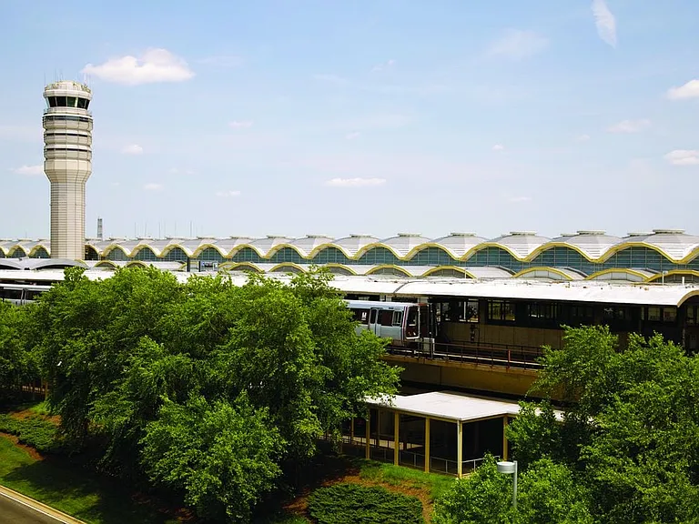 Minutes from Reagan National Airport