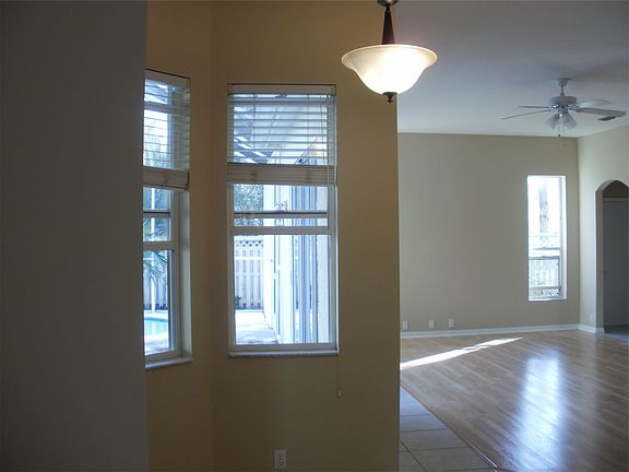 3rd image of 9205 Meadow Lane Ct