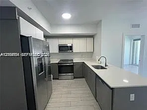 26 Edgewater Condo — Photo 3