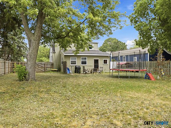 3rd image of 1508 Slayton Ave