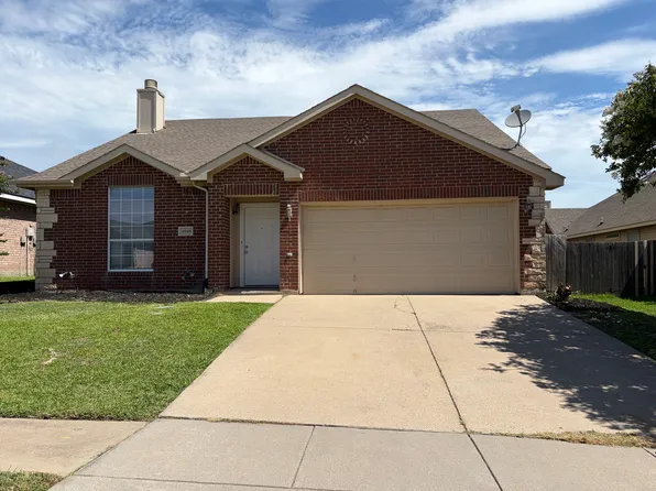 4945 Diamond Trace Trl, Fort Worth, TX 76244