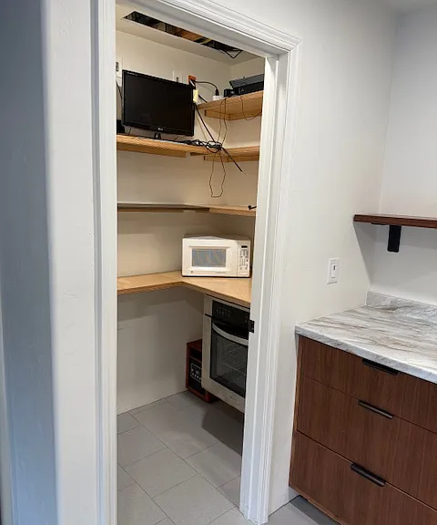 1670 N Pearl Ln — Photo 3