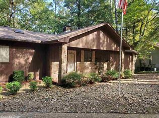 4 Castellon Dr, Hot Springs, AR 71909