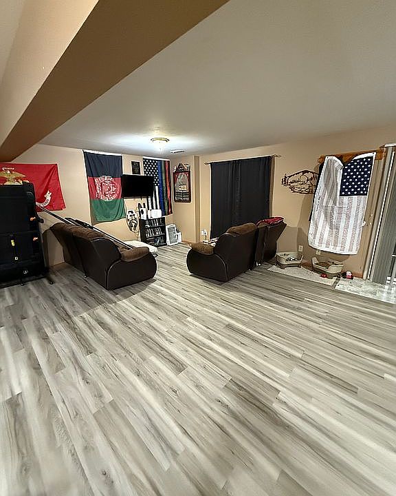 1st image of 502 Shoreline Dr