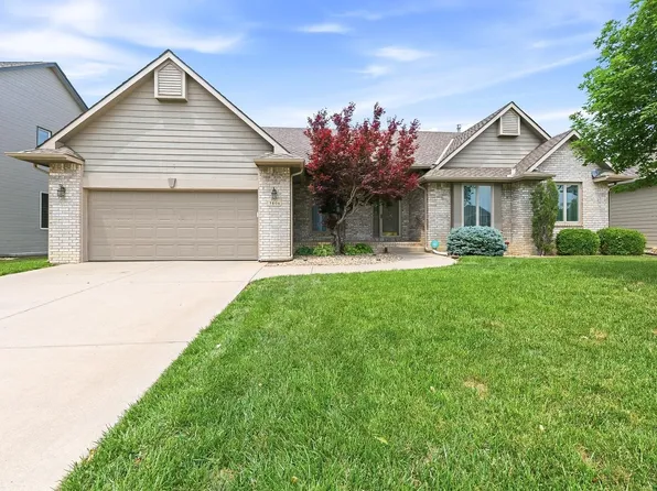 7806 E Champions Cir, Wichita, KS 67226
