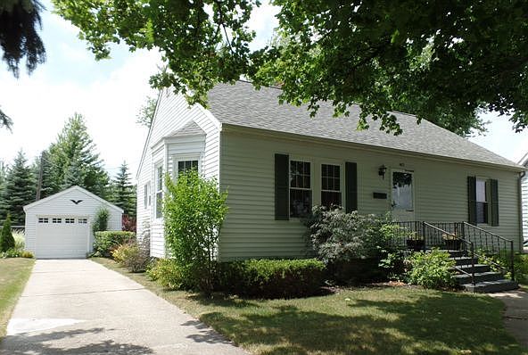 1st image of 407 N Woodbridge St