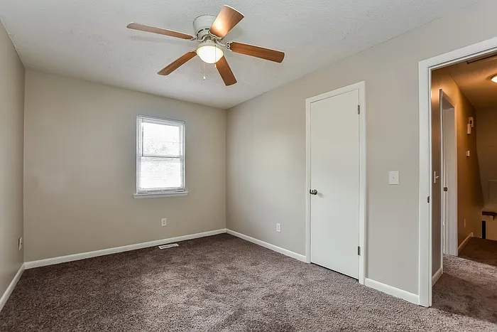 150 Dexter Cir — Photo 11