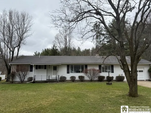 3428 Fortune Dr, Allegany, NY 14706