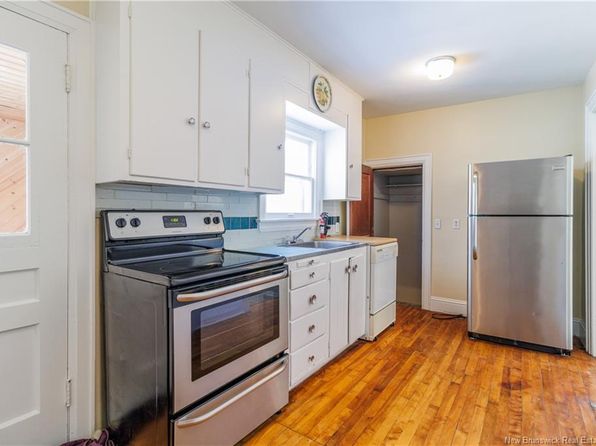 67 Saunders Rd, McAdam, NB E6J 1L4