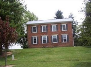 6137 Hogpath Rd, Greenville, OH 45331