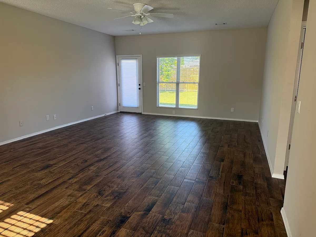 Building Photo - 3715 Bay Meadow Dr