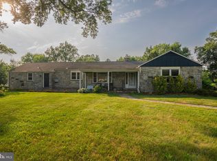 1409 Kutz Dr, Pottstown, PA 19465