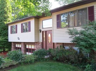 322 Byron Rd, Pittsburgh, PA 15237