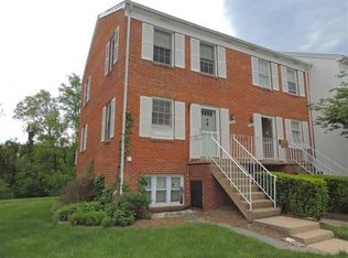14539 Golden Oak Rd, Centreville, VA 20121
