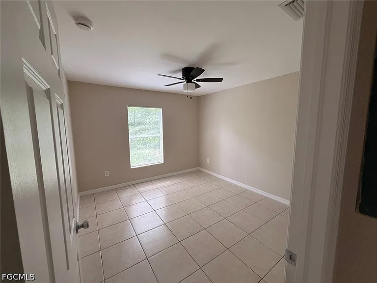 756 Holmes Ave — Photo 6