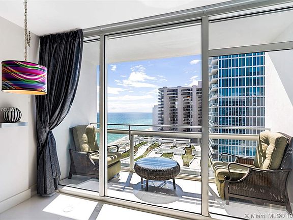 4th image of 6801 Collins Ave #1408