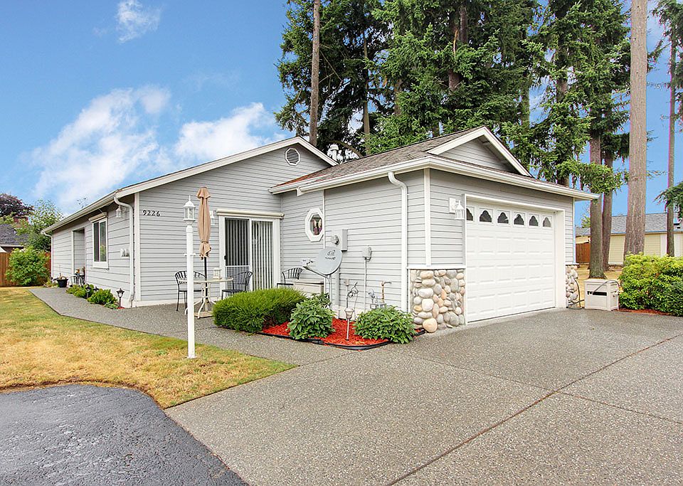 1st image of 9226 45th Dr NE