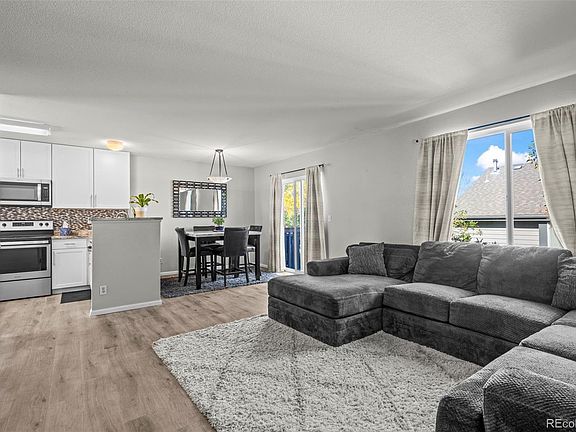4th image of 2289 E 103rd Avenue