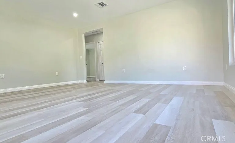 5830 N Vista St — Photo 15