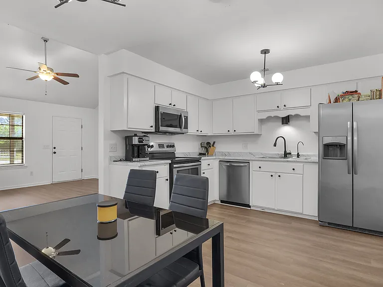 783 Inwood Dr — Photo 12