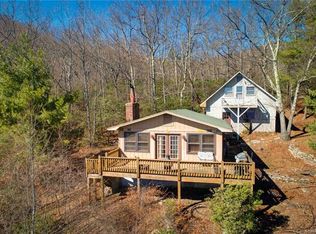 849 Pine Ridge Rd, Hendersonville, NC 28792