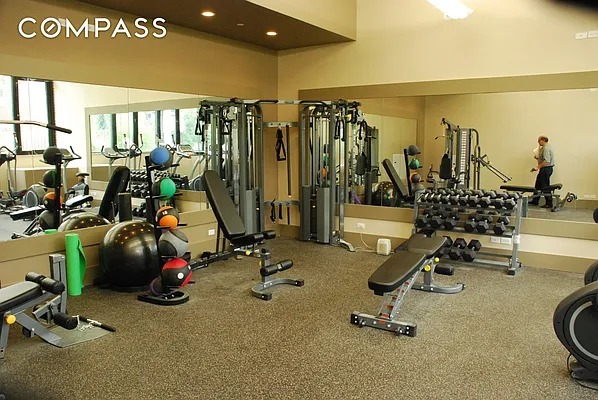 Rented by Compass | media 26