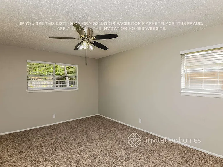 708 Sue Ann Ln — Photo 9