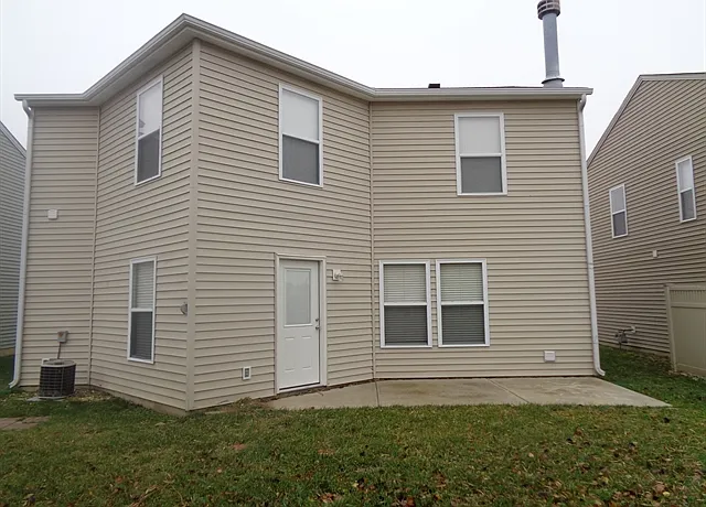 2136 Olympia Dr — Photo 15