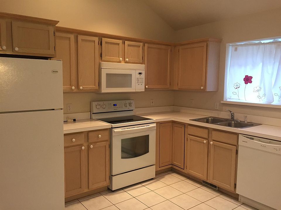 1st image of 2509 Country Village Ct