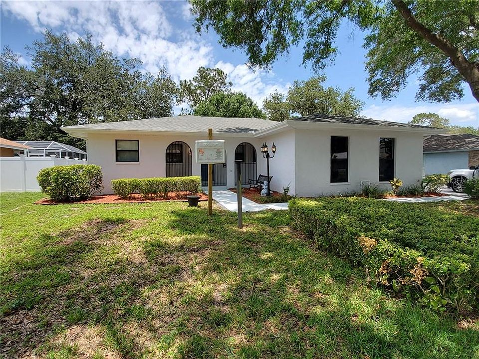 1st image of 4623 Cloverlawn Dr
