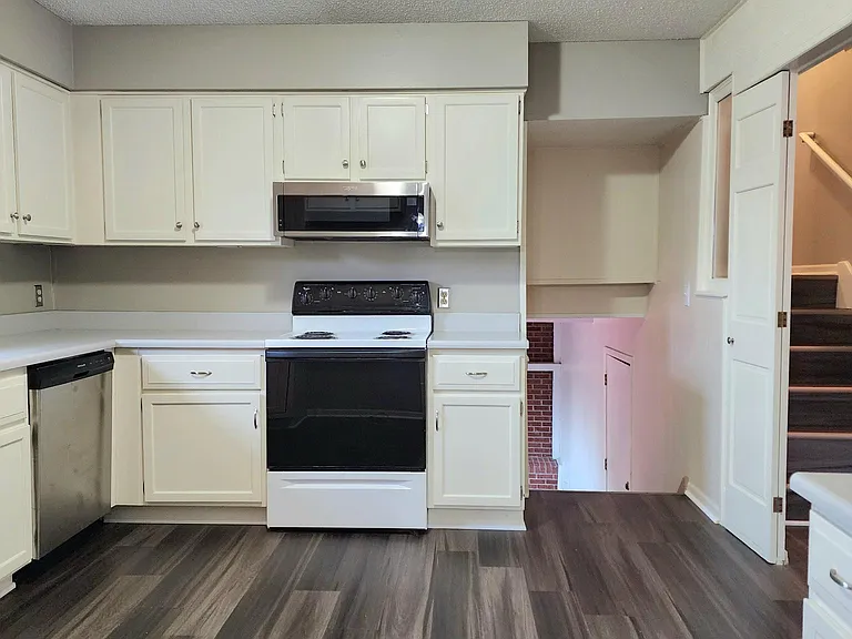15443 S Summertree Ln — Photo 4
