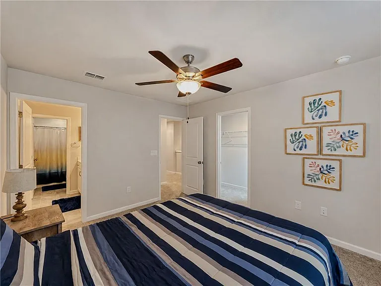 45 Woodford Dr — Photo 24