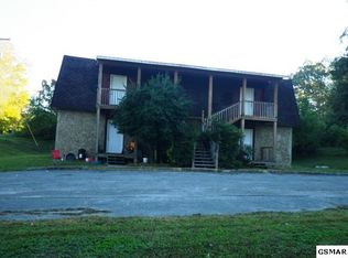300 E Wheeler St, Rockwood, TN 37854