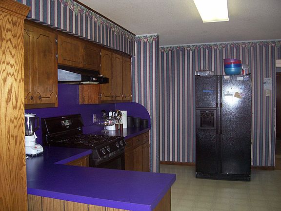 yes, purple counter tops