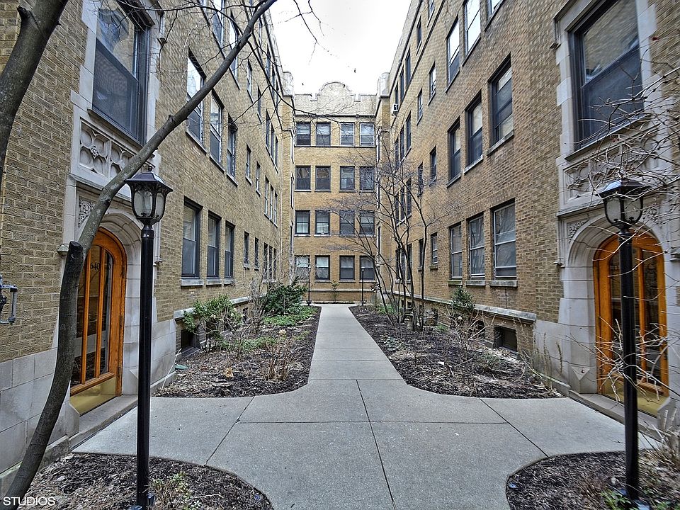 1st image of 640 W Waveland Ave APT 1F