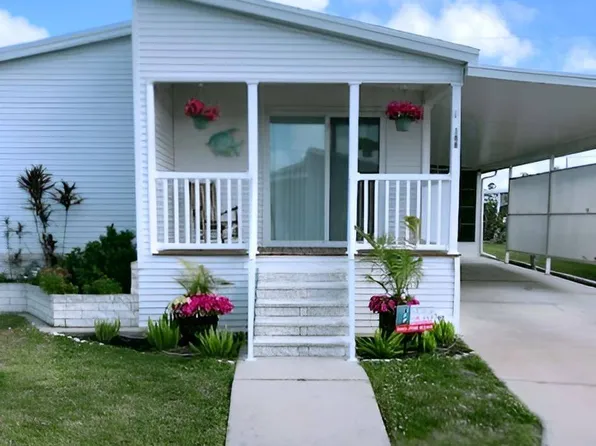 188 3rd St W, Nokomis, FL 34275