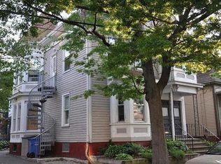 28 Kelly Rd, Cambridge, MA 02139
