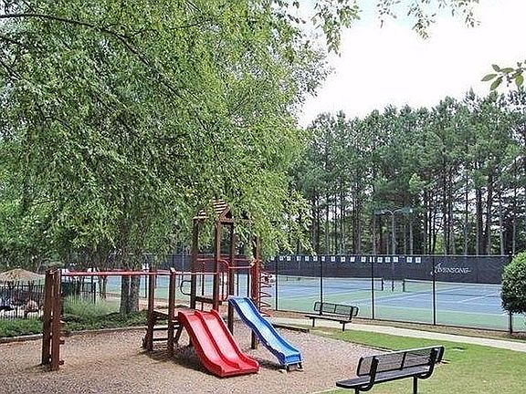 Tennis courts & play area
