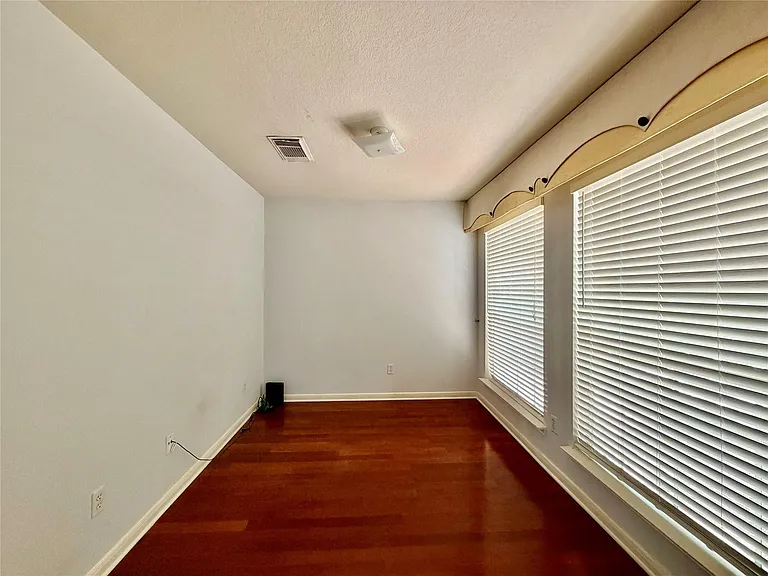 21306 Walden Grove Ln — Photo 6