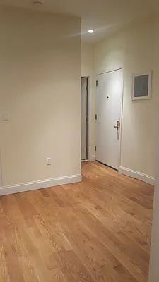 Rented by Sky Management | media 50